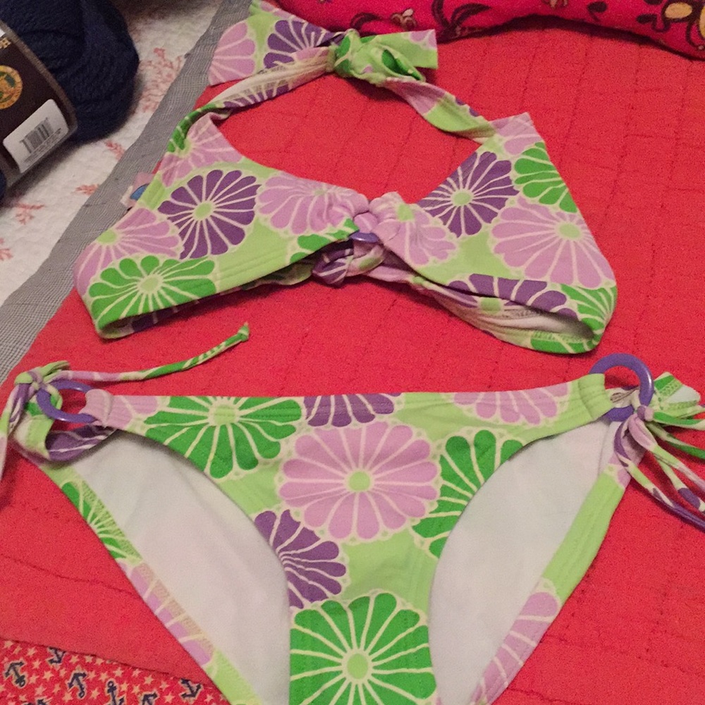 Swim suit